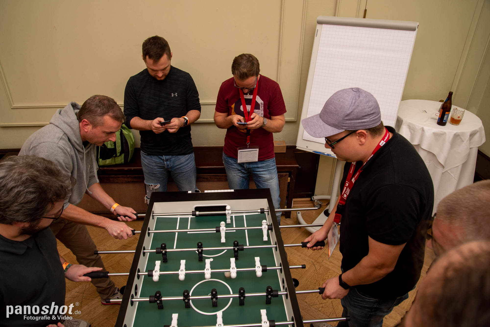 Kickertrunier bei der Contao Konferenz 2019 – Mittwald war dabei.