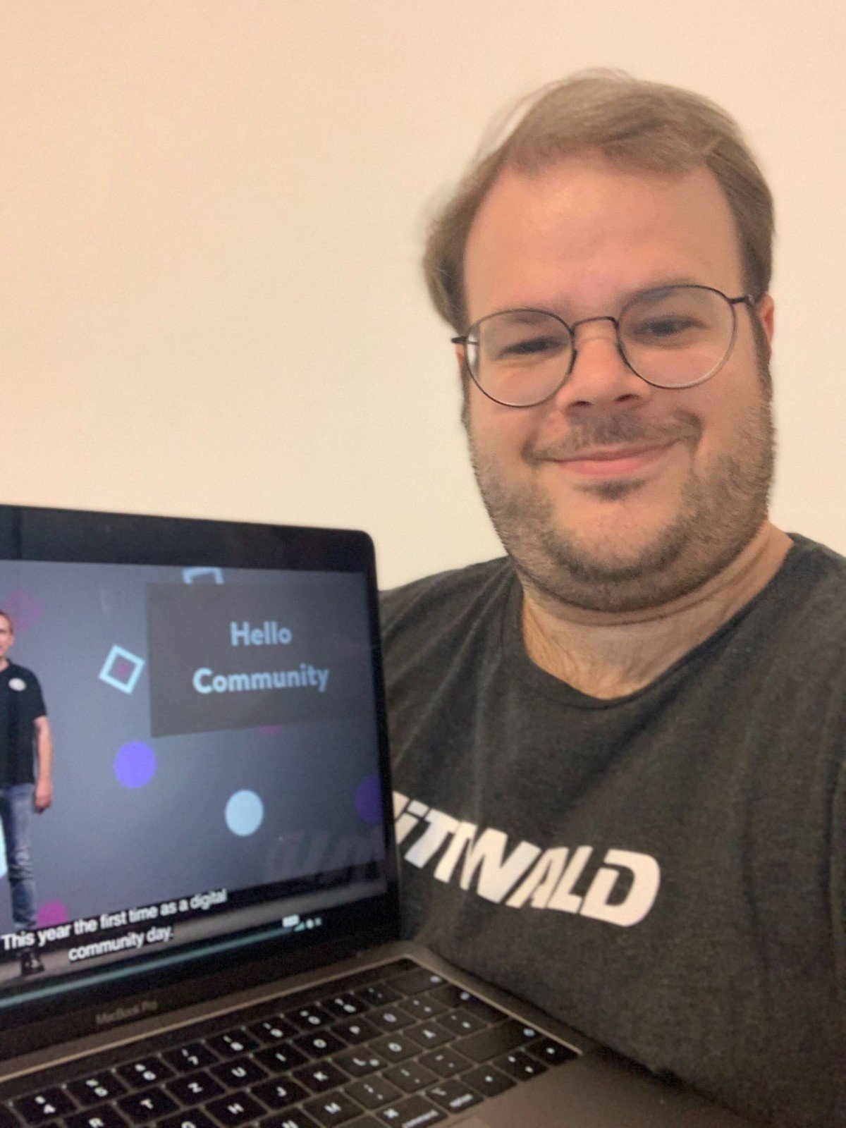Software-Experte Philipp beim SCD 2020 Philipp hat am 18. und 19.06.2020 am Shopware Community Day teilgenommen und fand es super.