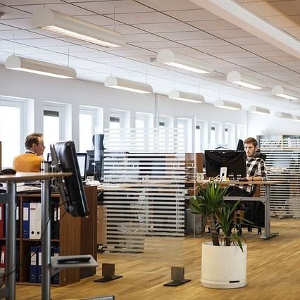 Mitarbeiter im Büro