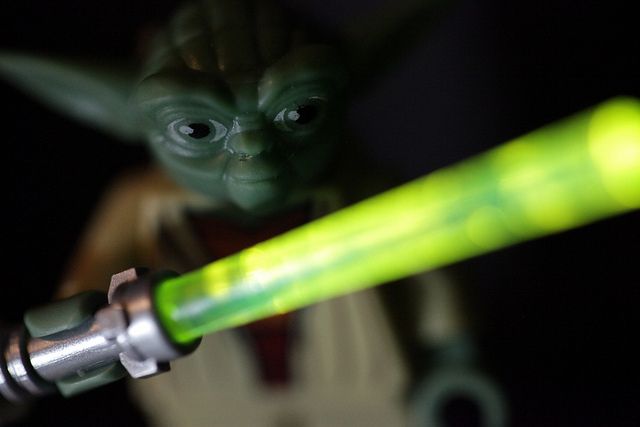 Yoda Yoda mit Lichtschwert